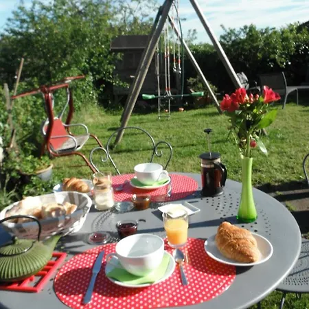 Bed and breakfast La Maison Rouge 3*